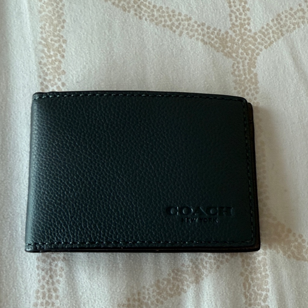 Coach Dark Green Leather Card Holder Coach Dark Green Leather Card Holder